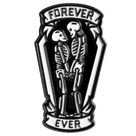 Pin's Forever Skull Love